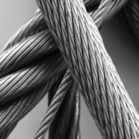 Resolución por la que se declara el inicio del procedimiento administrativo de examen de vigencia de la cuota compensatoria impuesta a las importaciones de cables de acero originarias de la República Popular China, independientemente del país de procedencia.